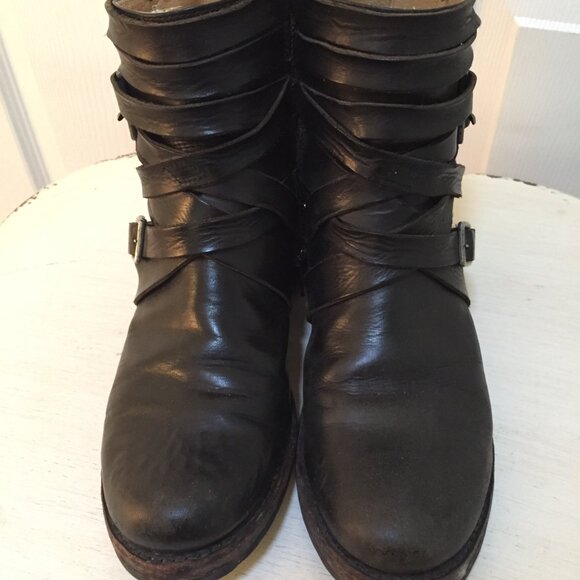 Frye Women’s Veronica Strappy Black Leather Moto Boot Size US 7.5 - Picture 3 of 16